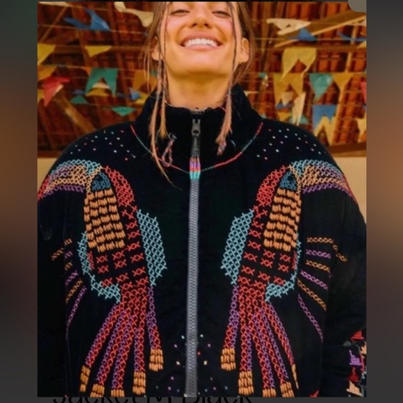 FARM Rio Multicolor Embroidered Jacket - Picture 4 of 10